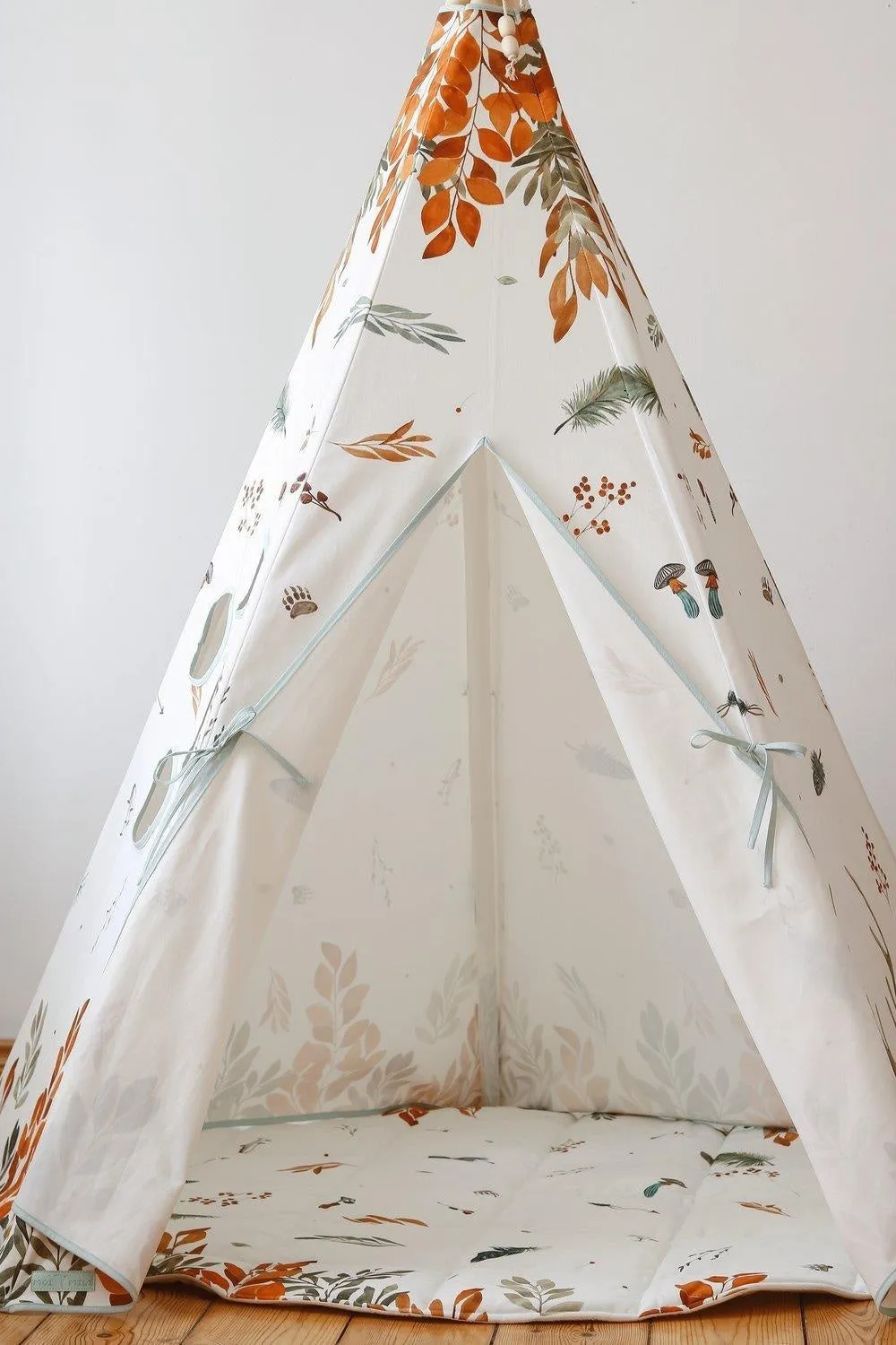 Forest Friends Teepee Tent