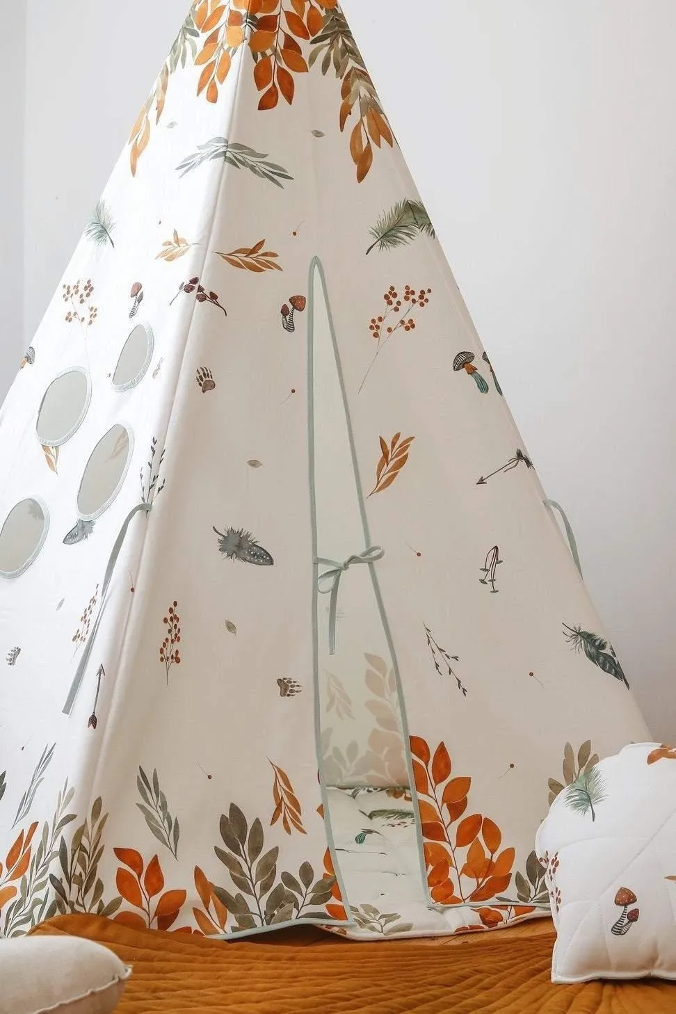 Forest Friends Teepee Tent