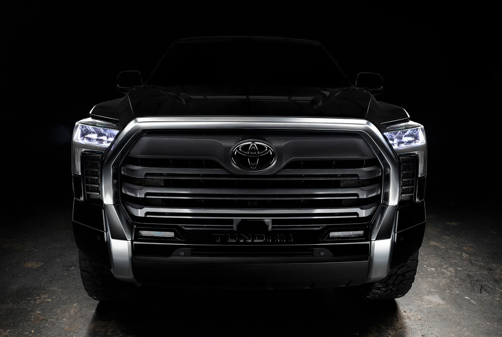 ORACLE Lighting 2022  Toyota Tundra ColorSHIFT RGB Demon Eye Headlight Upgrade Kit