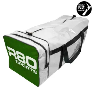 R80 Club Kit Colours Gear Bag White with End Pocket